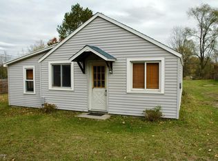 42 N Webster St, White Cloud, MI 49349