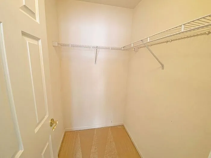 5821 Killarney Cir — Photo 6