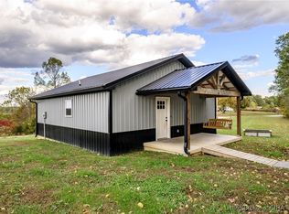 11455 Losson Rd, Pekin, IN 47165