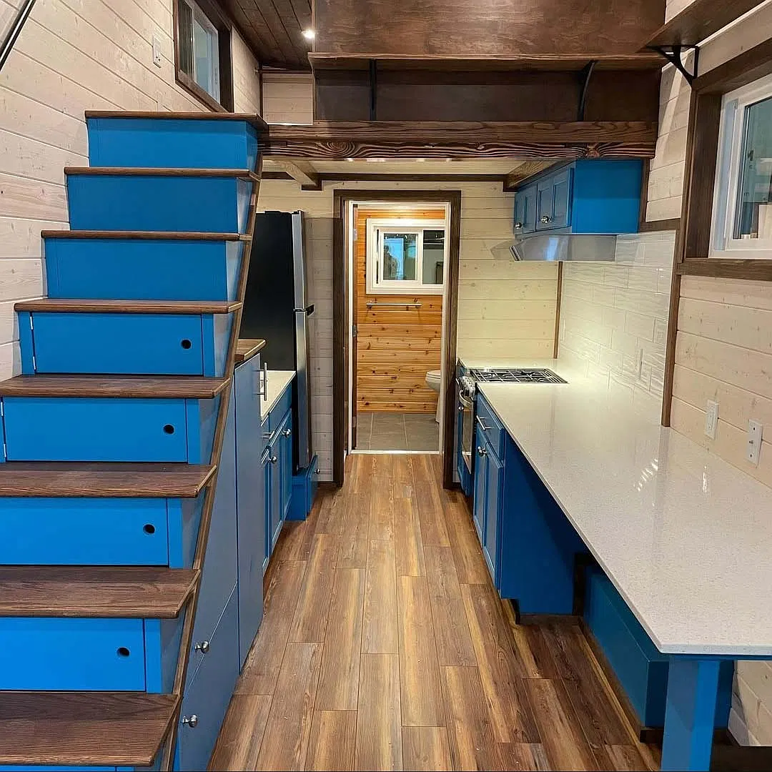 2 bed, 255 sqft, $1,200 — Photo 4