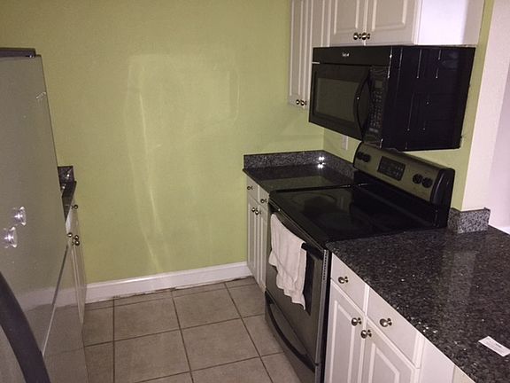4th image of 3310 Washington Ave APT 1219