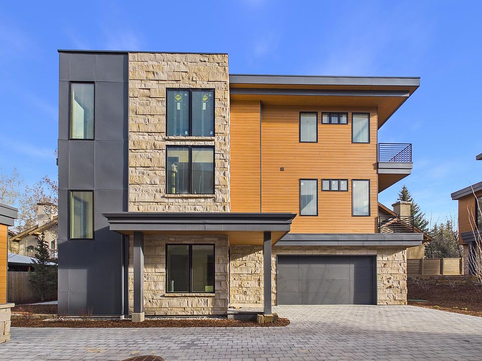 1st image of 220 Bird Dr #C