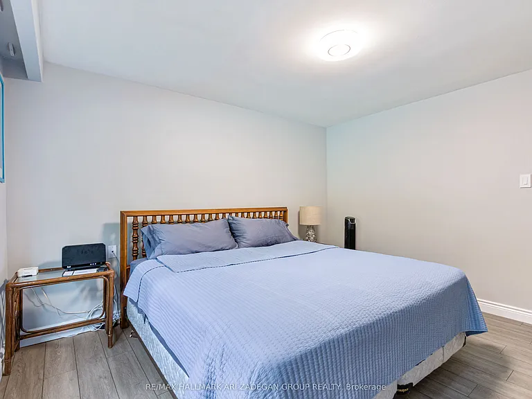195 Burbank Dr — Photo 15