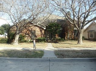 4 O'Hare Cir, The Colony, TX 75056