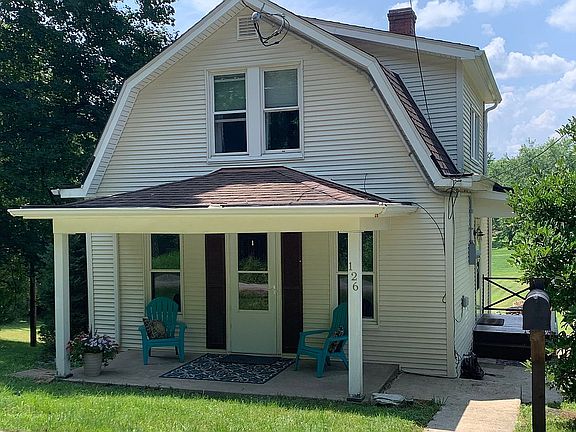 2nd image of 126 Hilltopper Ln