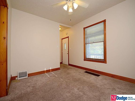 5th image of 4537 Marcy St