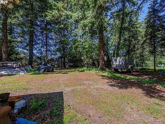 4th image of 209 SE 214th Ave