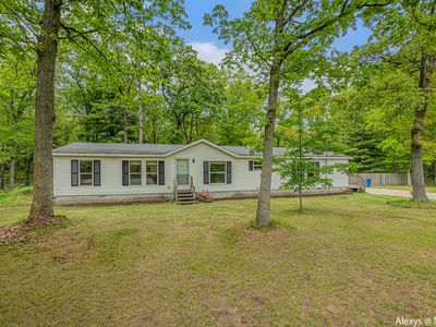 825 S Broton Rd, Muskegon, MI, 49442