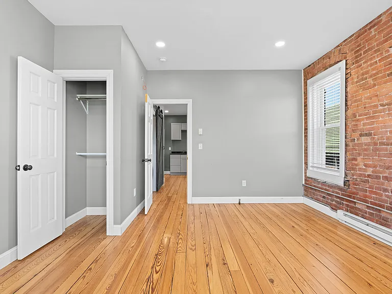296 Main St #6 — Photo 9