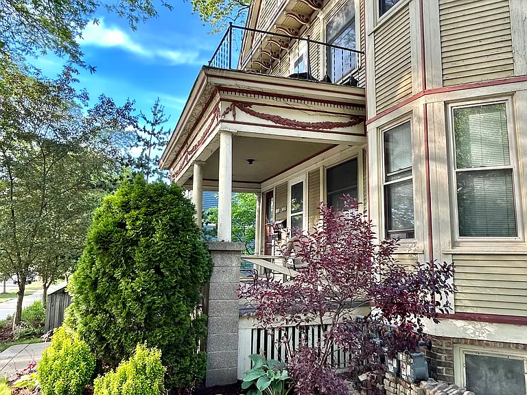 2430 N Humboldt Blvd — Photo 34