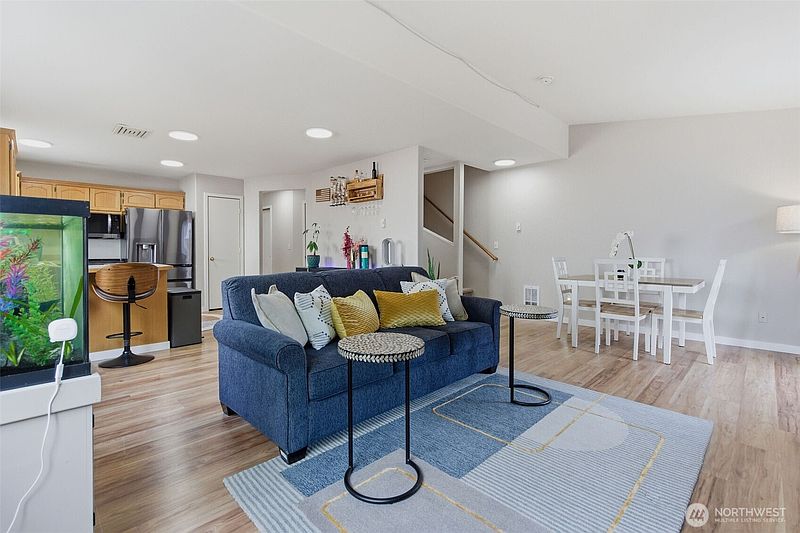5th image of 13004 58th Avenue NE