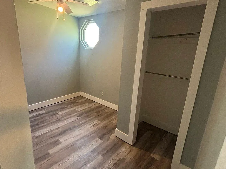 1182 Wheeling Ave — Photo 6