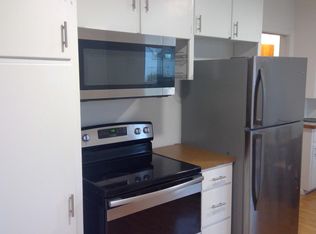 2615 Fairfax Rd, Lansing, MI 48910