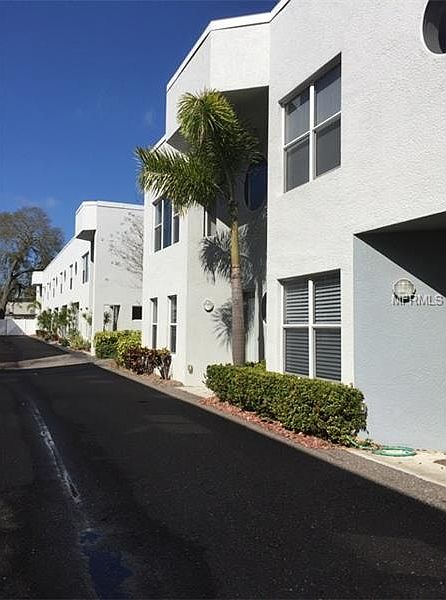 1st image of 55 16th St S