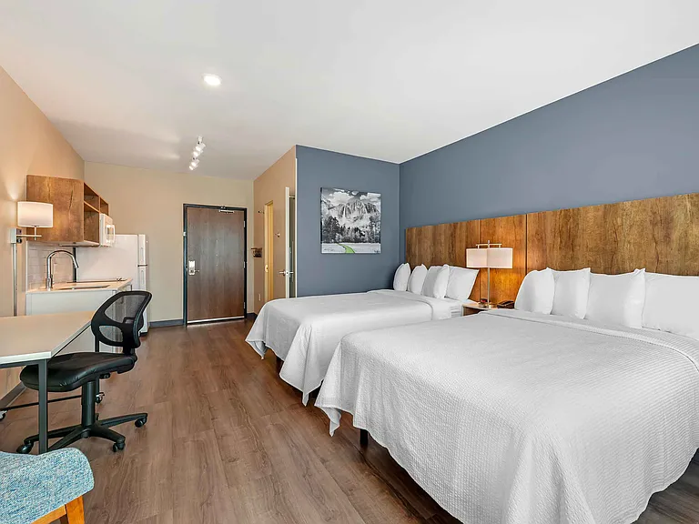 Studio Suite - 2 Queen Beds