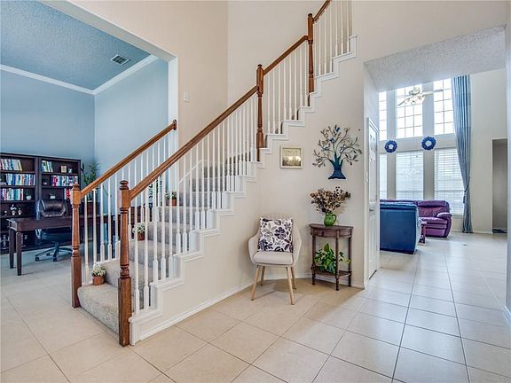 5th image of 1524 Eaglepoint Dr