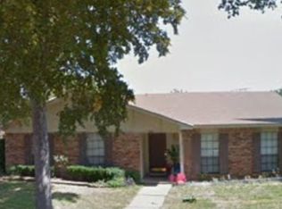 1911 Rambling Ridge Ln, Carrollton, TX 75007