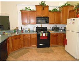 4th image of 1127 Lavaur Ct
