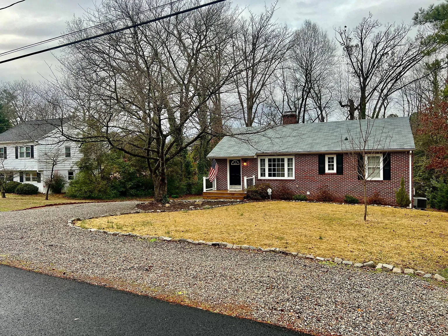 4 bed, 2080 sqft, $3,200 — Photo 2
