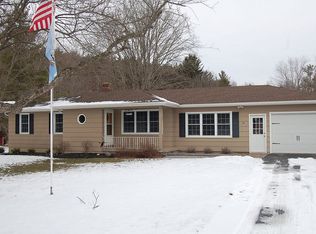 11690 Liberia Rd, East Aurora, NY 14052