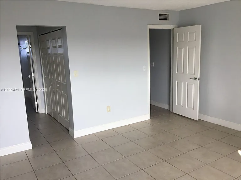 9375 Fontainebleau Blvd #L422 — Photo 13