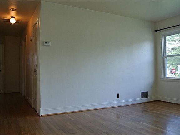 3rd image of 3100 Walden St