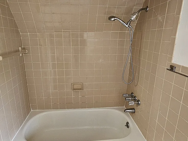 52-56 N 7th St #3 — Photo 10