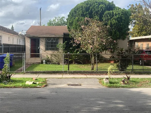 1765 NW 17th St, Miami, FL 33125