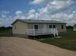 2600 Pioneer Rd, Seguin, TX 78155