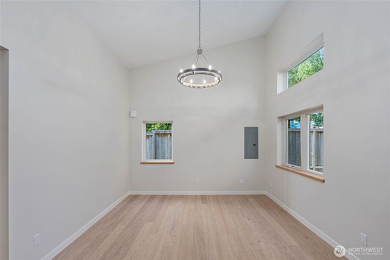 4th image of 8623 30th Avenue SW