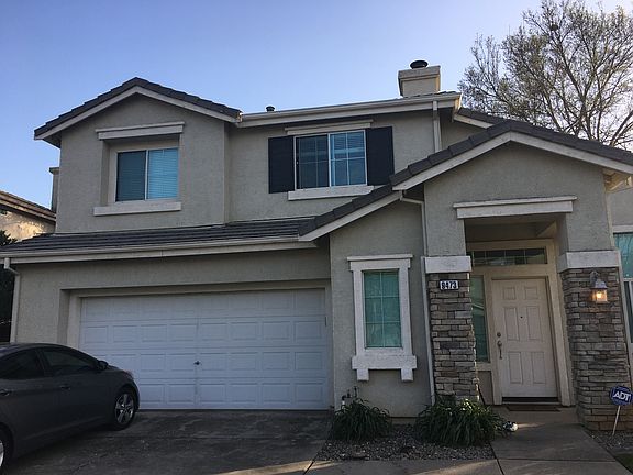 2nd image of 9473 Lakewind Ln