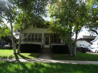 262 Orchard St, Elgin, IL 60123