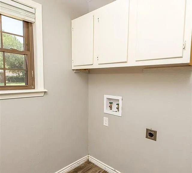 3035 Abbott Ave — Photo 25