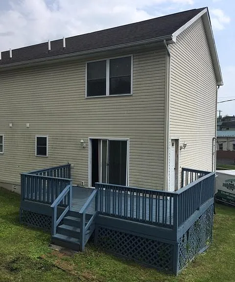 441 Spring St — Photo 8