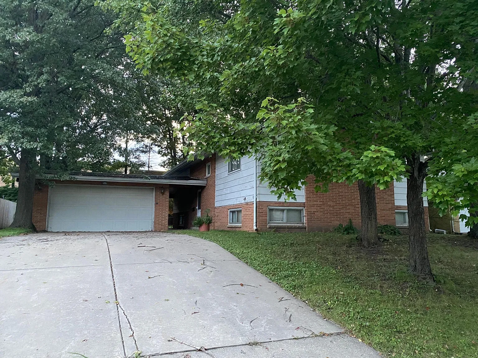 2331 Chatham Rd — Photo 1