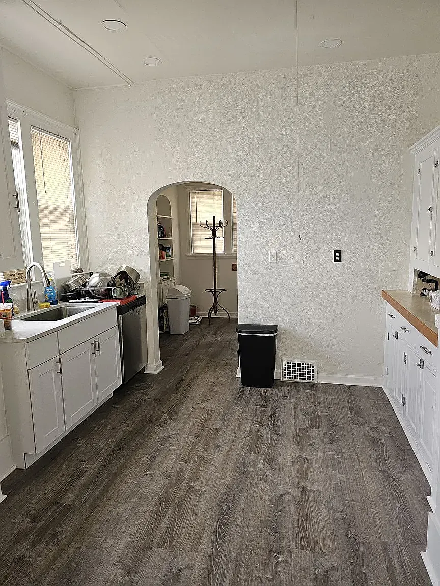 Building Photo - 1223 N Nevada Ave #2