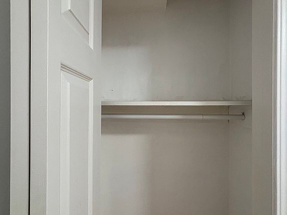 3rd image of 89 Newton St