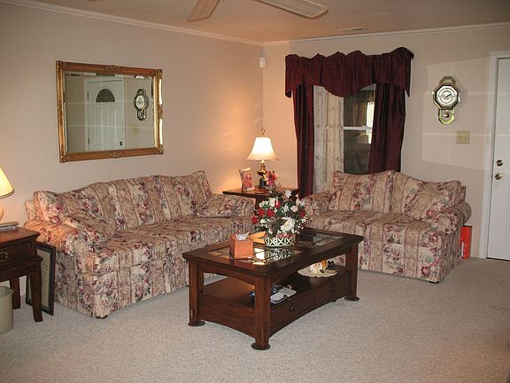 4th image of 177 Redbud Dr