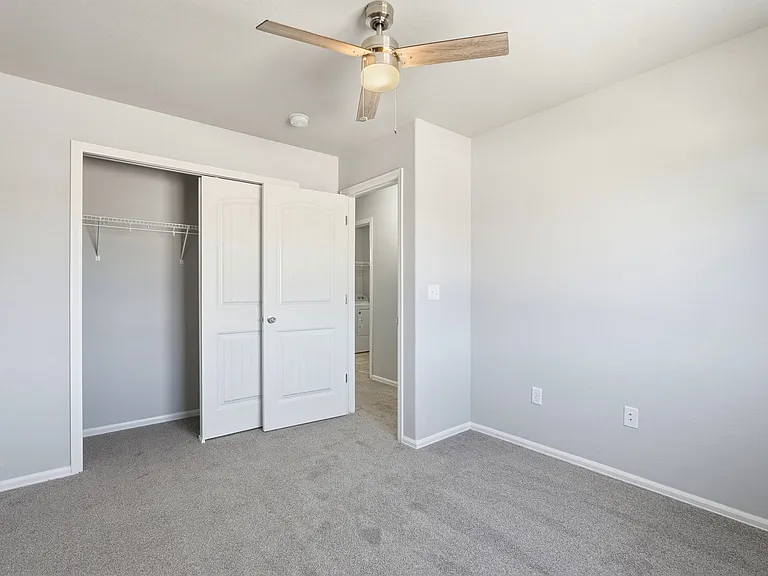 7375 Forest Meadows Ave — Photo 22