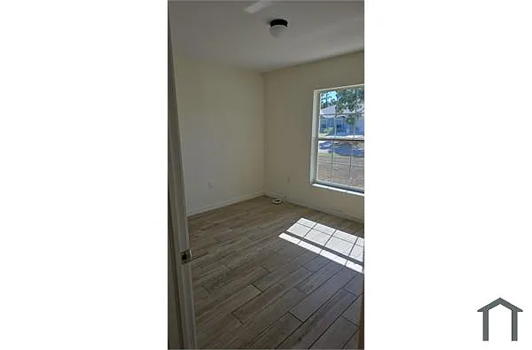 Building Photo - 4632 25th St SW