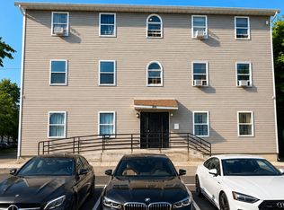 394 S 6th St #2L, Newark, NJ 07103