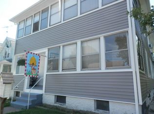 73 Columbine Ave, Pawtucket, RI 02861