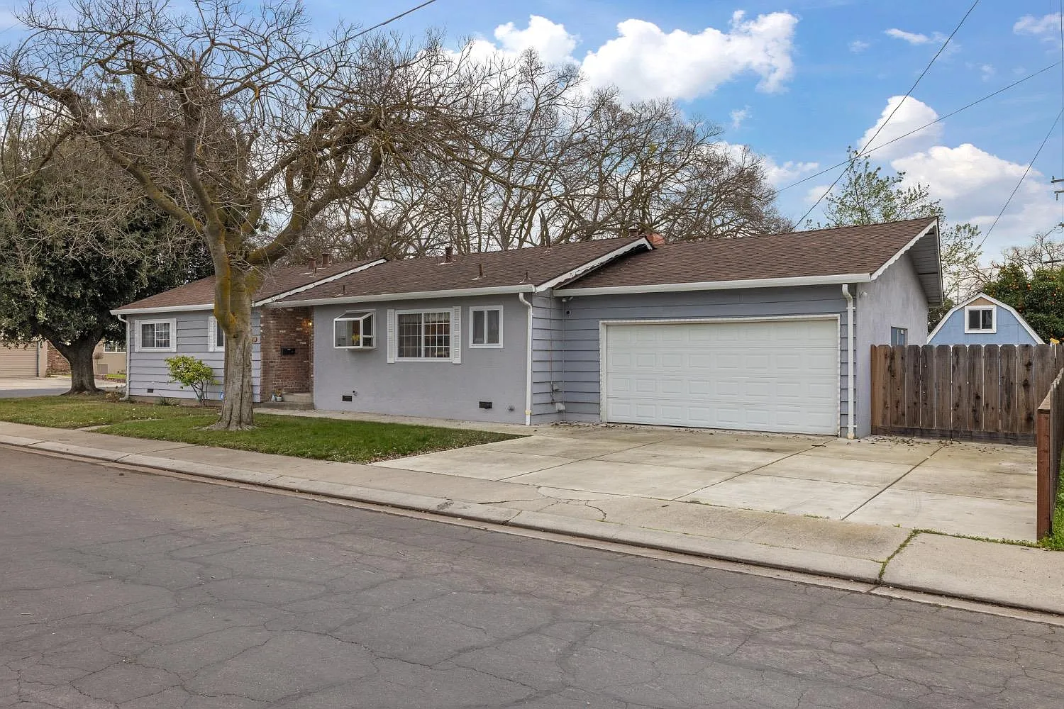 1536 Pimlico Dr photo 1