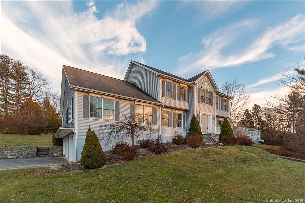 624 Watertown Rd, Middlebury, CT 06762 Zillow