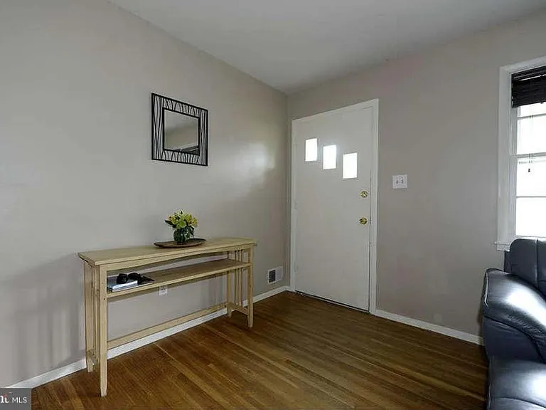 7408 Fairchild Dr — Photo 7