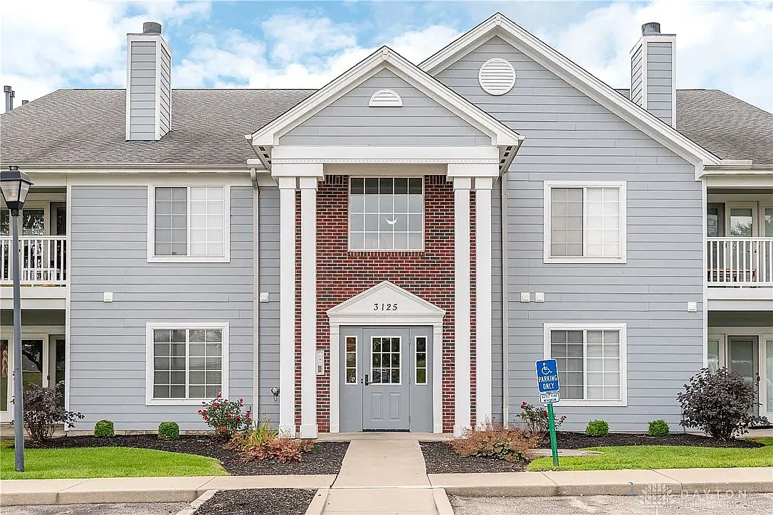 3 bed, 1472 sqft, $1,850 — Photo 1
