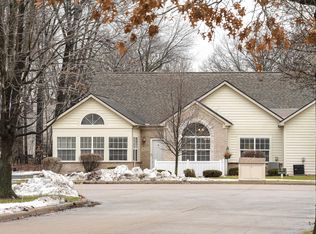 36230 Abbey Dr, Westland, MI