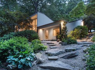 46 Chalburn Rd, Redding, CT 06896