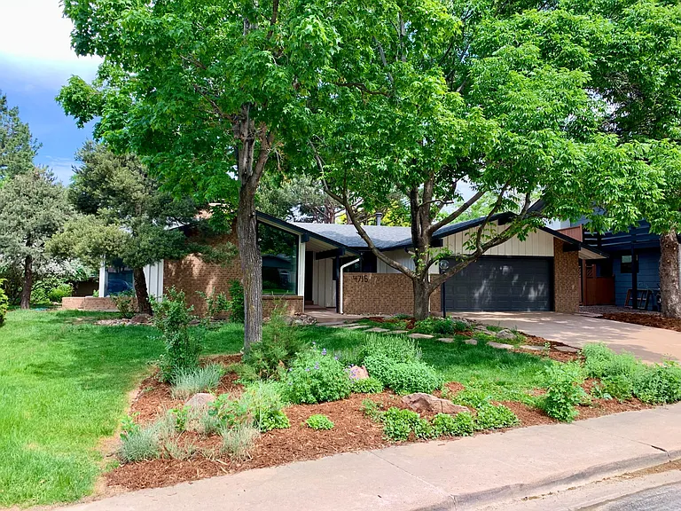 4715 Harrison Ave — Photo 2