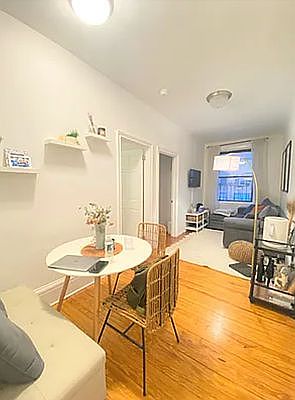1st image of 231 Lexington Ave APT 4A